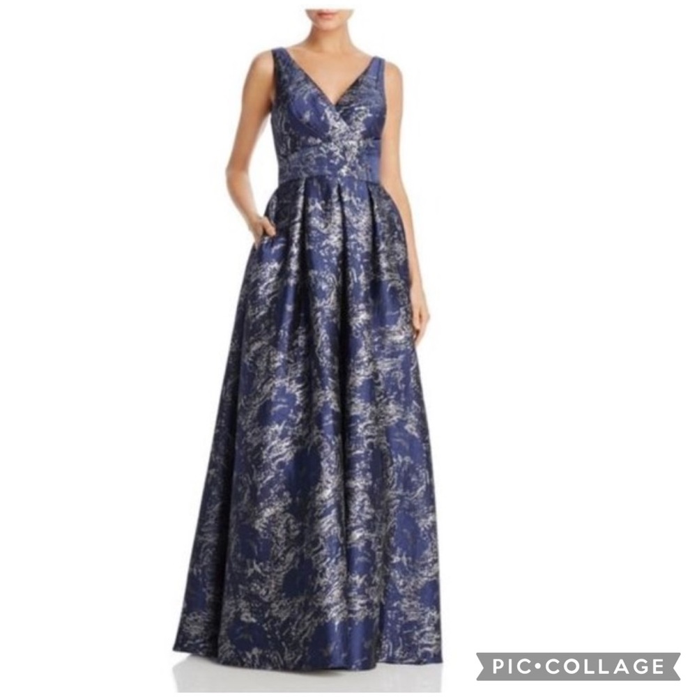 Carmen Marc Valvo Infusion Blue Long Gown